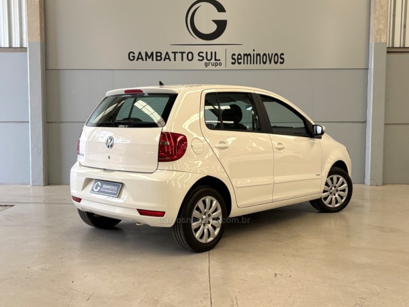 FOX 1.0 ITREND 8V FLEX 4P MANUAL - 2014 - BENTO GONçALVES