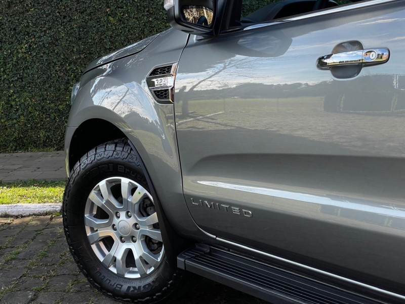 RANGER 3.2 LIMITED 4X4 CD 20V DIESEL 4P AUTOMÁTICO - 2018 - FARROUPILHA