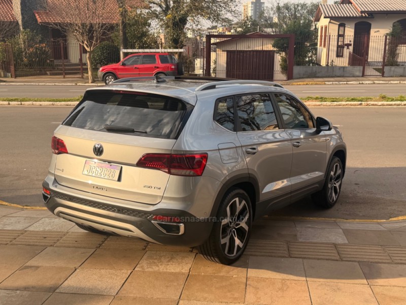 TAOS 1.4 16V HIGHLINE TSI FLEX 4P AUTOMÁTICO - 2023 - FARROUPILHA