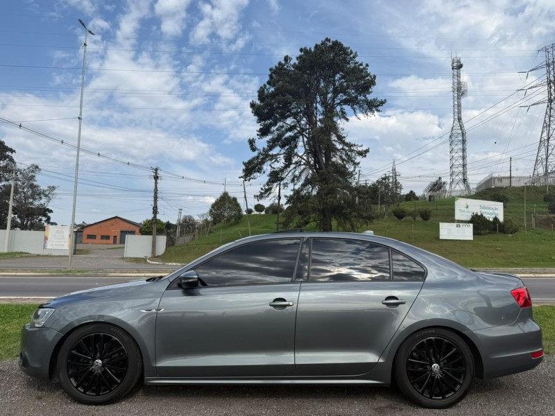 JETTA 2.0 COMFORTLINE FLEX 4P TIPTRONIC - 2012 - FARROUPILHA