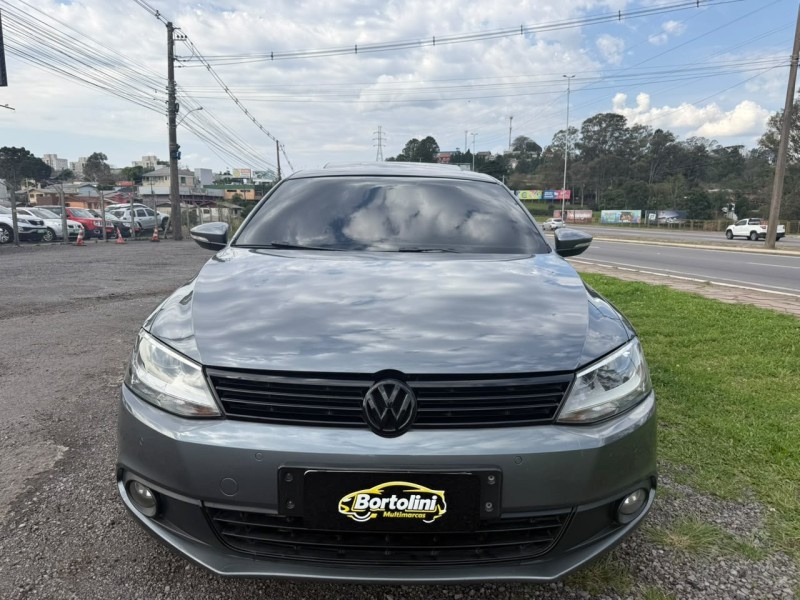 JETTA 2.0 COMFORTLINE FLEX 4P TIPTRONIC - 2012 - FARROUPILHA