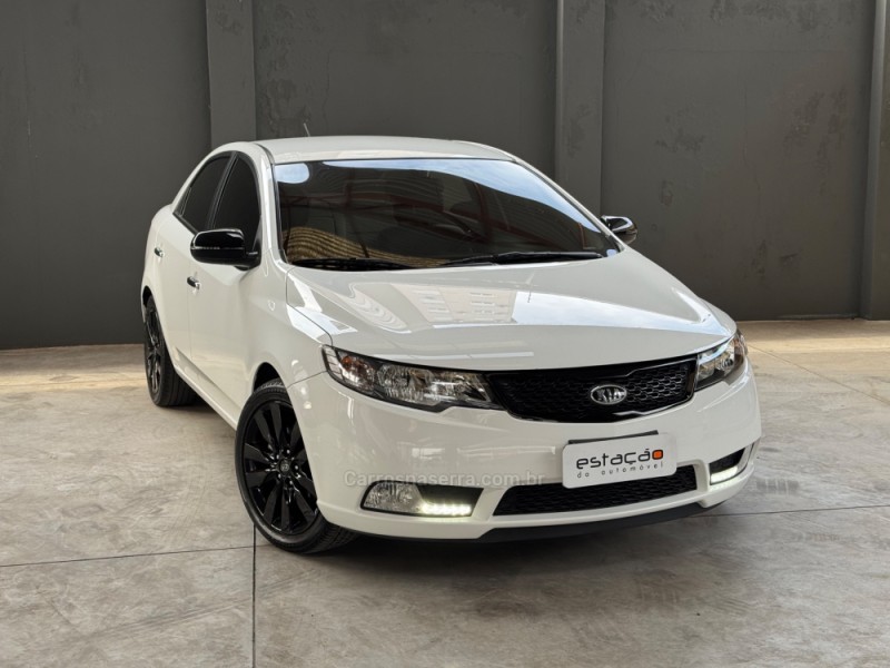 CERATO 1.6 SX3 16V GASOLINA 4P AUTOMÁTICO - 2013 - NOVO HAMBURGO