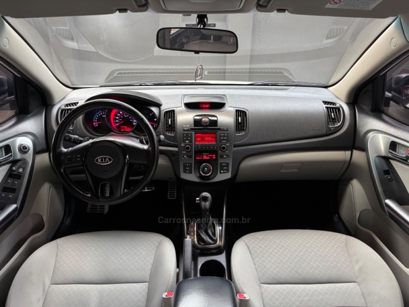 CERATO 1.6 SX3 16V GASOLINA 4P AUTOMÁTICO - 2013 - NOVO HAMBURGO