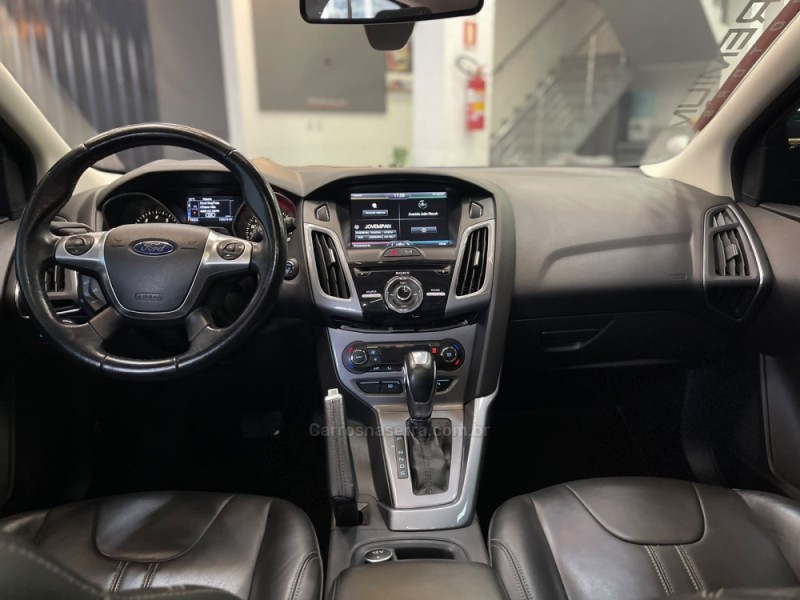 FOCUS 2.0 TITANIUM PLUS 16V FLEX 4P AUTOMÁTICO - 2015 - DOIS IRMãOS