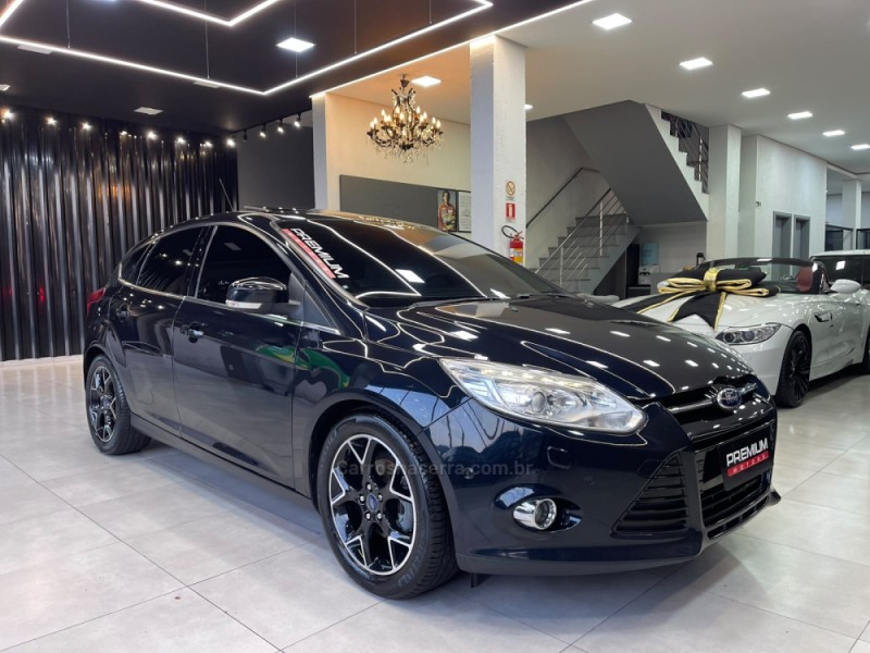 focus 2.0 titanium plus 16v flex 4p automatico 2015 dois irmaos