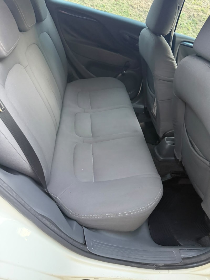 PUNTO 1.4 ATTRACTIVE 8V FLEX 4P MANUAL - 2013 - CAXIAS DO SUL