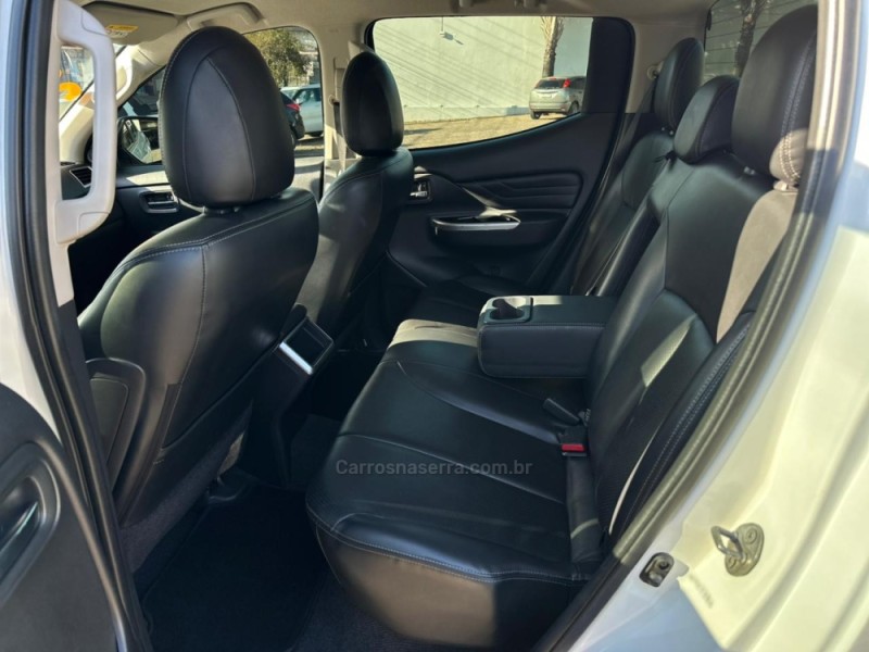 L200 TRITON 2.4 HPE-S SPORT 4X4 CD 16V DIESEL 4P AUTOMÁTICO - 2022 - MONTENEGRO