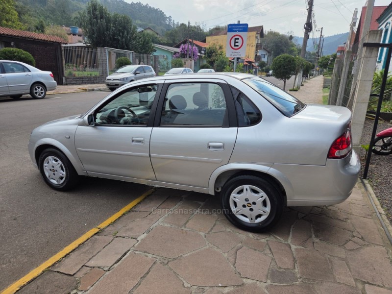 CLASSIC 1.0 MPFI LS 8V FLEX 4P MANUAL - 2014 - PICADA CAFé