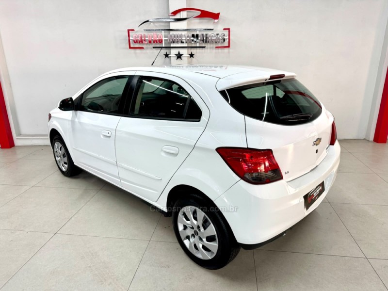 ONIX 1.0 LT 8V FLEX 4P MANUAL - 2015 - CAXIAS DO SUL