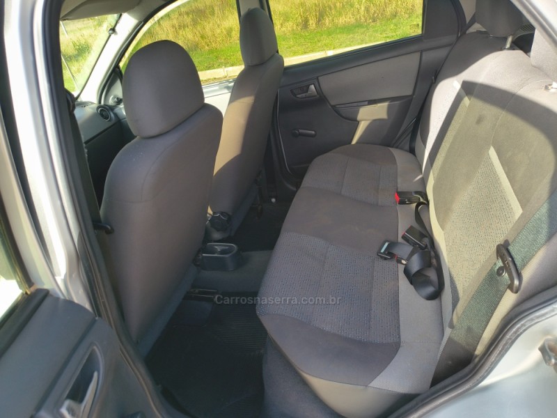 CELTA 1.0 MPFI LT 8V FLEX 4P MANUAL - 2013 - IVOTI
