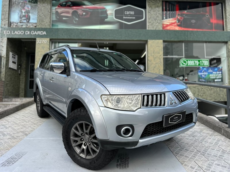 pajero dakar 3.2 hpe 4x4 7 lugares 16v turbo intercooler diesel 4p automatico 2011 caxias do sul