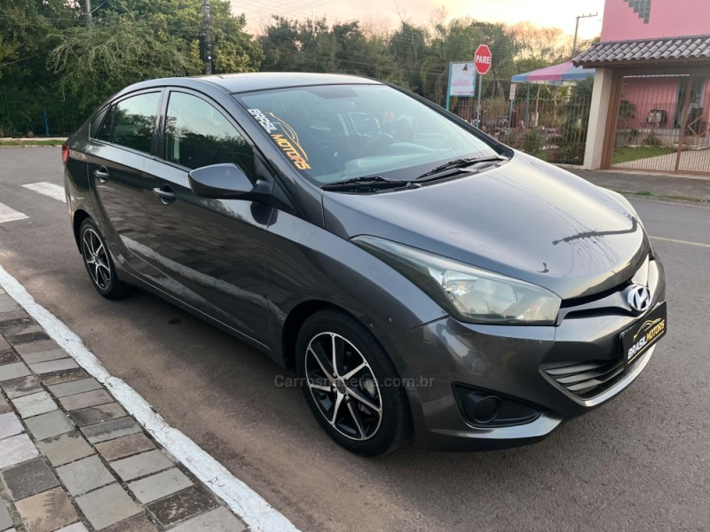 HB20S 1.6 COMFORT STYLE 16V FLEX 4P MANUAL - 2014 - ESTâNCIA VELHA
