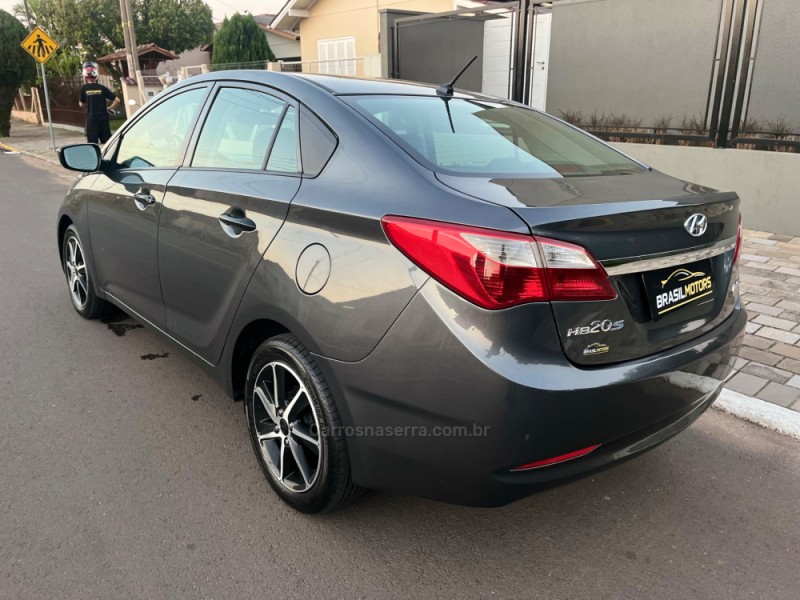 HB20S 1.6 COMFORT STYLE 16V FLEX 4P MANUAL - 2014 - ESTâNCIA VELHA