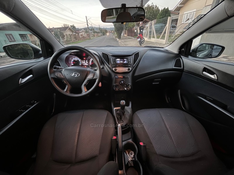HB20S 1.6 COMFORT STYLE 16V FLEX 4P MANUAL - 2014 - ESTâNCIA VELHA
