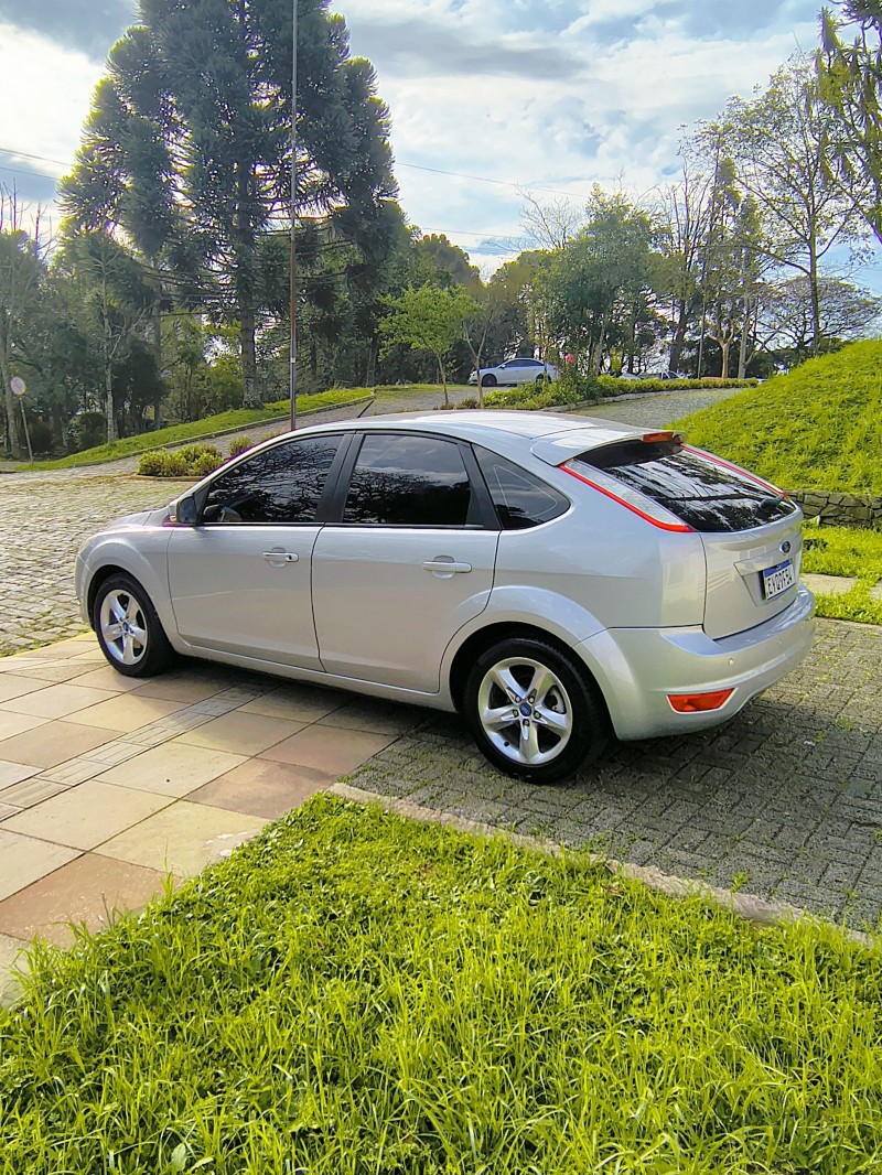 FOCUS 2.0 16V FLEX 4P AUTOMÁTICO - 2012 - FARROUPILHA
