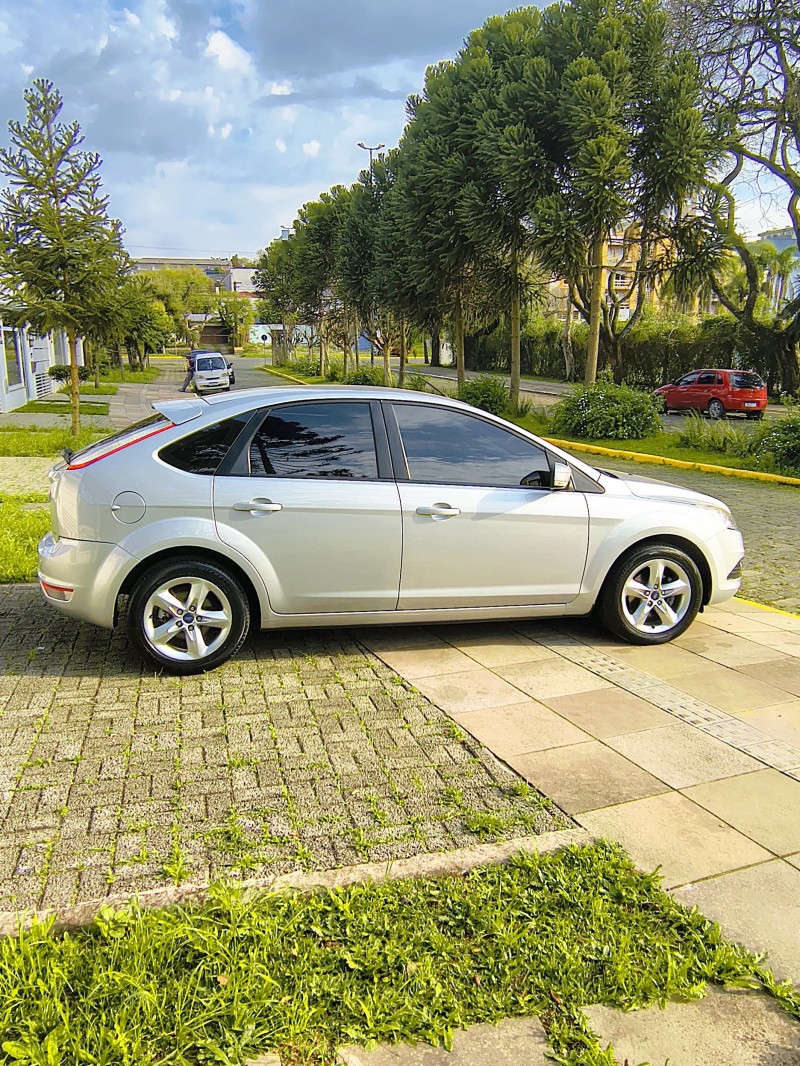 FOCUS 2.0 16V FLEX 4P AUTOMÁTICO - 2012 - FARROUPILHA