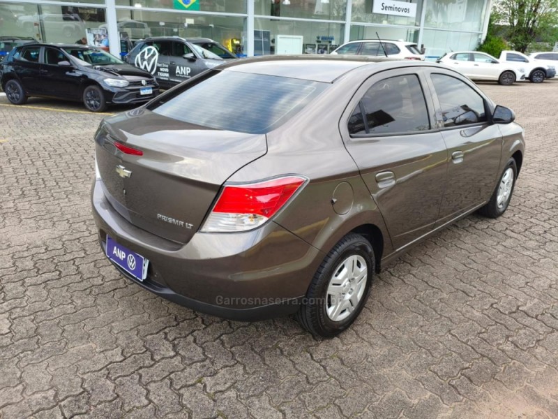 PRISMA 1.0 MPFI LT 8V FLEX 4P MANUAL - 2013 - NOVA PETRóPOLIS