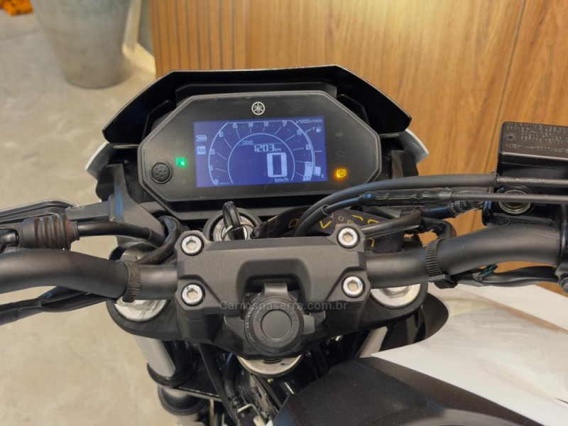 FAZER FZ25 CONNECTED - 2025 - NOVO HAMBURGO