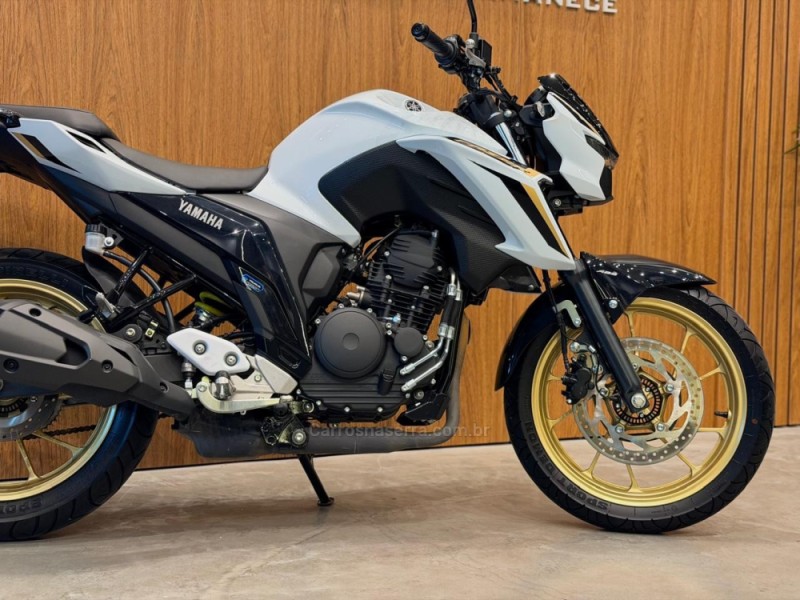FAZER FZ25 CONNECTED - 2025 - NOVO HAMBURGO