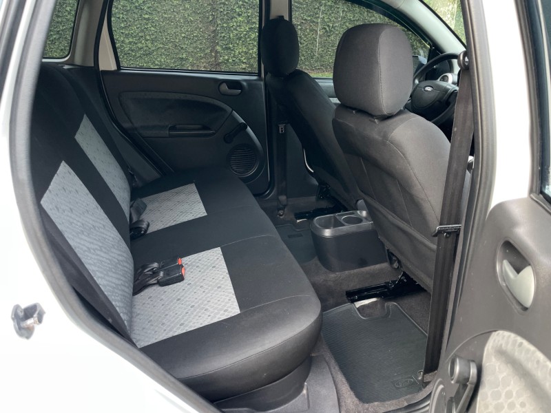 FIESTA 1.0 MPI CLASS 8V FLEX 4P MANUAL - 2014 - CAXIAS DO SUL