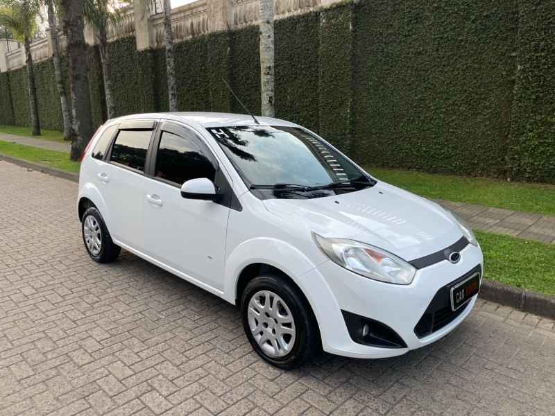 FIESTA 1.0 MPI CLASS 8V FLEX 4P MANUAL - 2014 - CAXIAS DO SUL