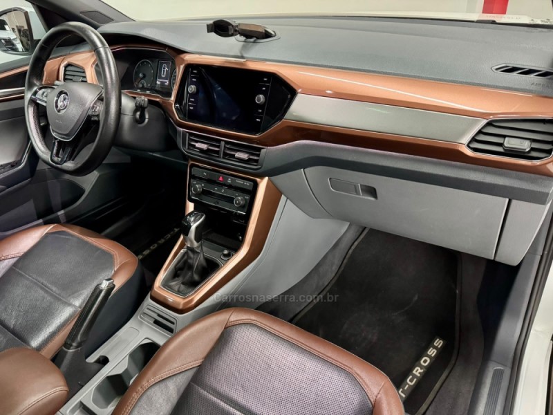 T-CROSS 1.0 COMFORTLINE TSI FLEX 4P AUTOMÁTICO - 2020 - CAXIAS DO SUL