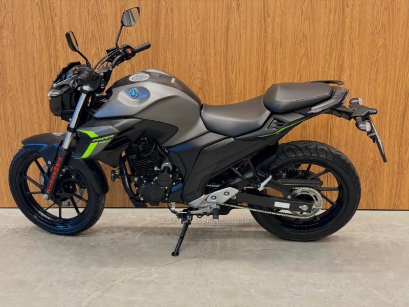 FAZER FZ25 - 2024 - NOVO HAMBURGO