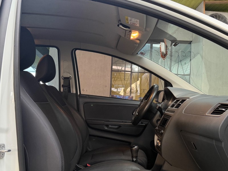 FOX 1.6 MSI COMFORTLINE 8V FLEX 4P MANUAL - 2016 - CAXIAS DO SUL