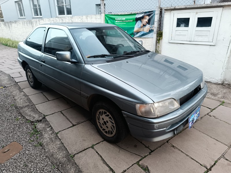 ESCORT 1.6 GL 8V GASOLINA 2P MANUAL - 1994 - BENTO GONçALVES