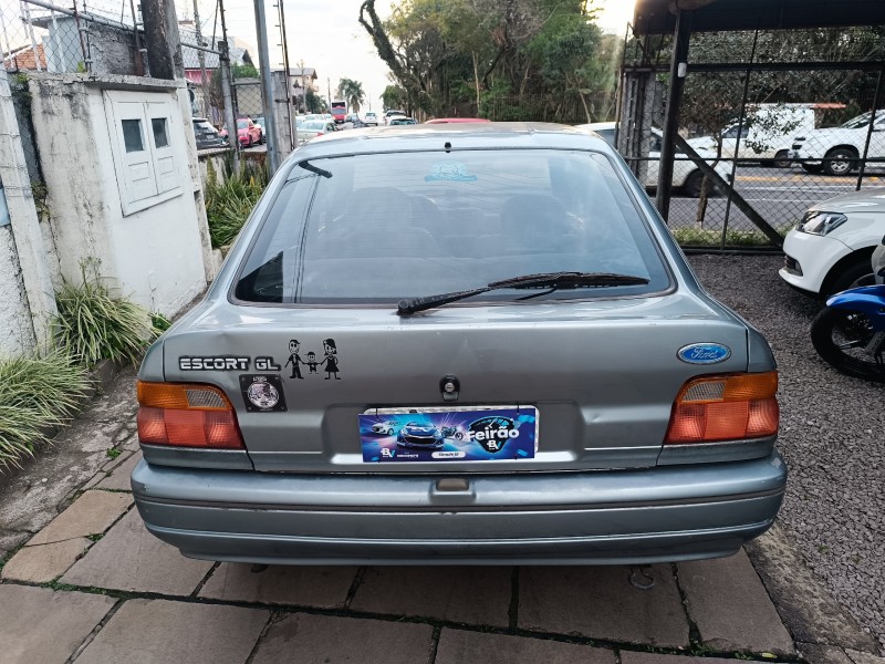 ESCORT 1.6 GL 8V GASOLINA 2P MANUAL - 1994 - BENTO GONçALVES