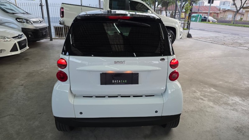 FORTWO 1.0 MHD COUPÉ 3 CILINDROS 12V GASOLINA 2P AUTOMÁTICO - 2011 - CAXIAS DO SUL