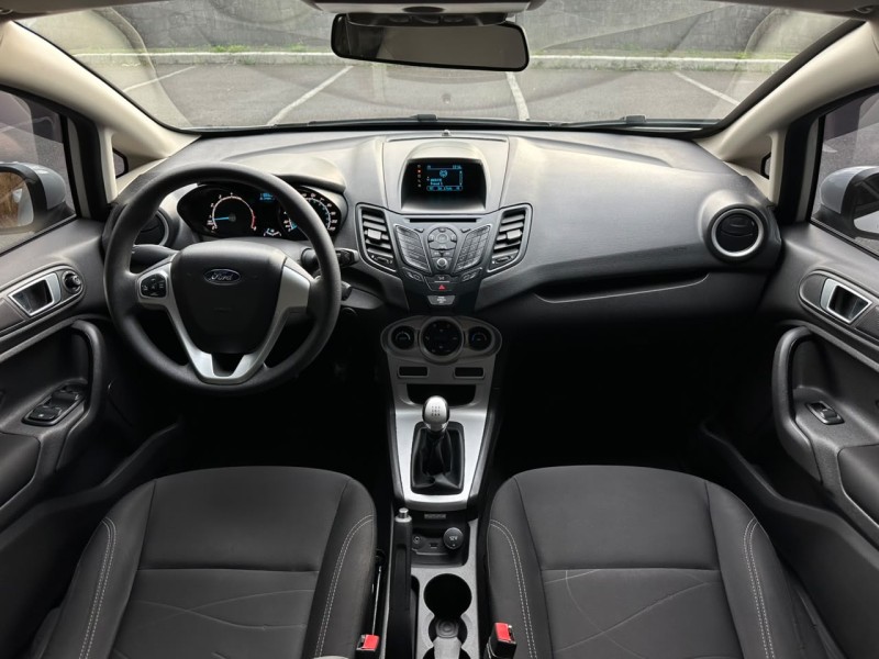 FIESTA 1.6 SE SEDAN 16V FLEX 4P MANUAL - 2015 - CAXIAS DO SUL