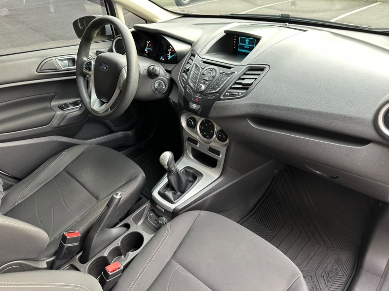 FIESTA 1.6 SE SEDAN 16V FLEX 4P MANUAL - 2015 - CAXIAS DO SUL