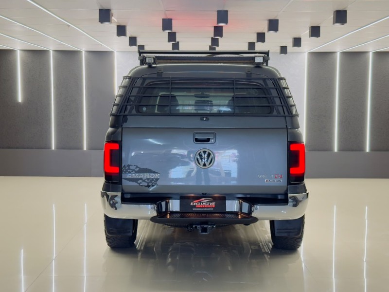 AMAROK 3.0 V6 TDI HIGHLINE CD DIESEL 4MOTION AUTOMÁTICO - 2018 - CAXIAS DO SUL