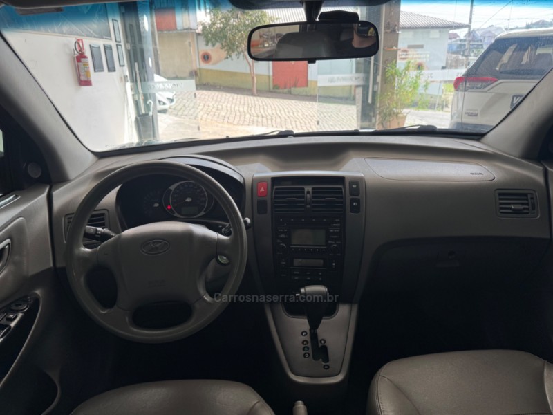 TUCSON 2.0 MPFI GLS 16V 143CV 2WD FLEX 4P AUTOMÁTICO - 2013 - FLORES DA CUNHA