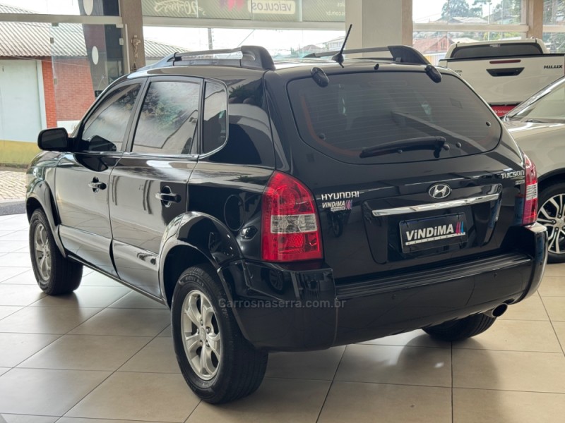 TUCSON 2.0 MPFI GLS 16V 143CV 2WD FLEX 4P AUTOMÁTICO - 2013 - FLORES DA CUNHA