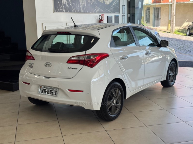 HB20 1.6 PREMIUM 16V FLEX 4P MANUAL - 2015 - FLORES DA CUNHA