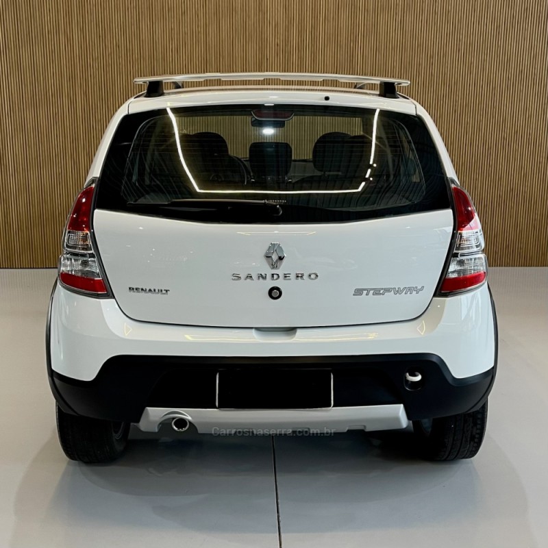 SANDERO 1.6 STEPWAY TWEED 8V FLEX 4P MANUAL - 2014 - BENTO GONçALVES