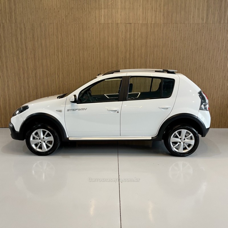 SANDERO 1.6 STEPWAY TWEED 8V FLEX 4P MANUAL - 2014 - BENTO GONçALVES