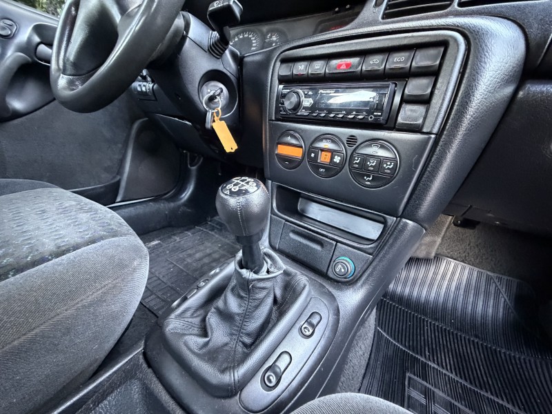 VECTRA 2.2 MPFI GLS 8V GASOLINA 4P MANUAL - 1999 - CAXIAS DO SUL