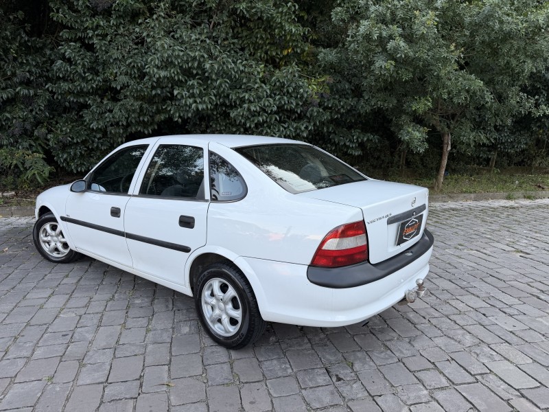 VECTRA 2.2 MPFI GLS 8V GASOLINA 4P MANUAL - 1999 - CAXIAS DO SUL