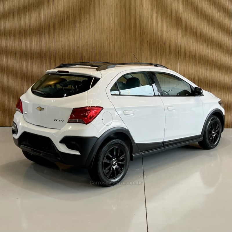 ONIX 1.4 MPFI ACTIV 8V FLEX 4P MANUAL - 2019 - BENTO GONçALVES
