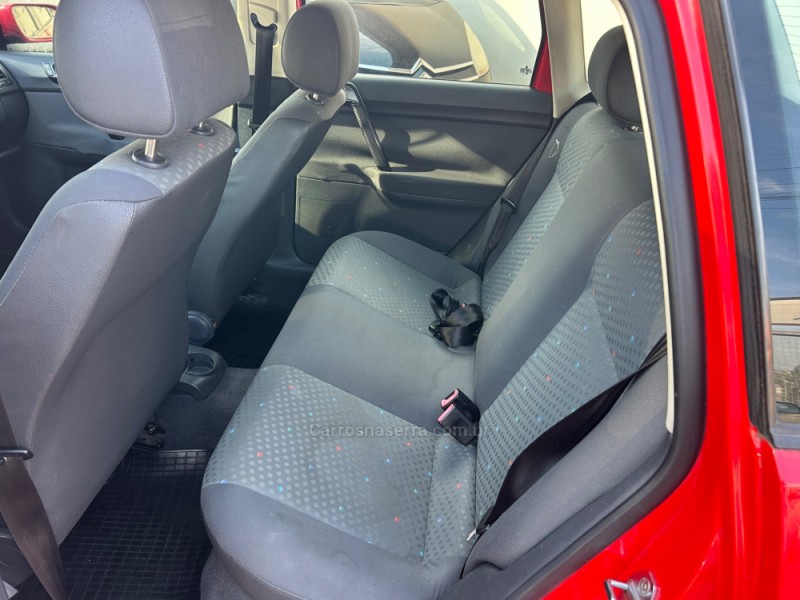 POLO 1.6 MI 8V FLEX 4P MANUAL - 2005 - BENTO GONçALVES