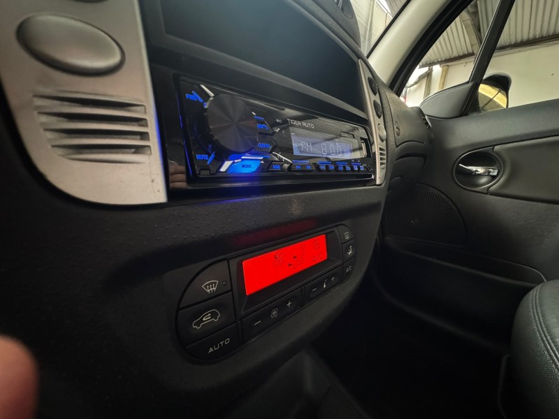 C3 1.4 I EXCLUSIVE 8V FLEX 4P MANUAL - 2012 - CAXIAS DO SUL
