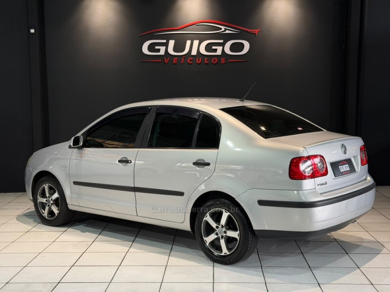 POLO SEDAN 1.6 MI COMFORTLINE 8V FLEX 4P MANUAL - 2009 - NOVO HAMBURGO