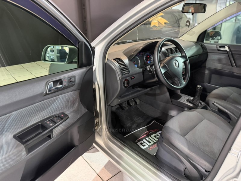 POLO SEDAN 1.6 MI COMFORTLINE 8V FLEX 4P MANUAL - 2009 - NOVO HAMBURGO