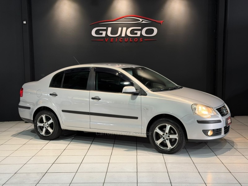 POLO SEDAN 1.6 MI COMFORTLINE 8V FLEX 4P MANUAL - 2009 - NOVO HAMBURGO