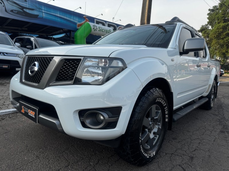 frontier 2.5 sv attack 4x4 cd turbo eletronic diesel 4p manual 2015 dois irmaos