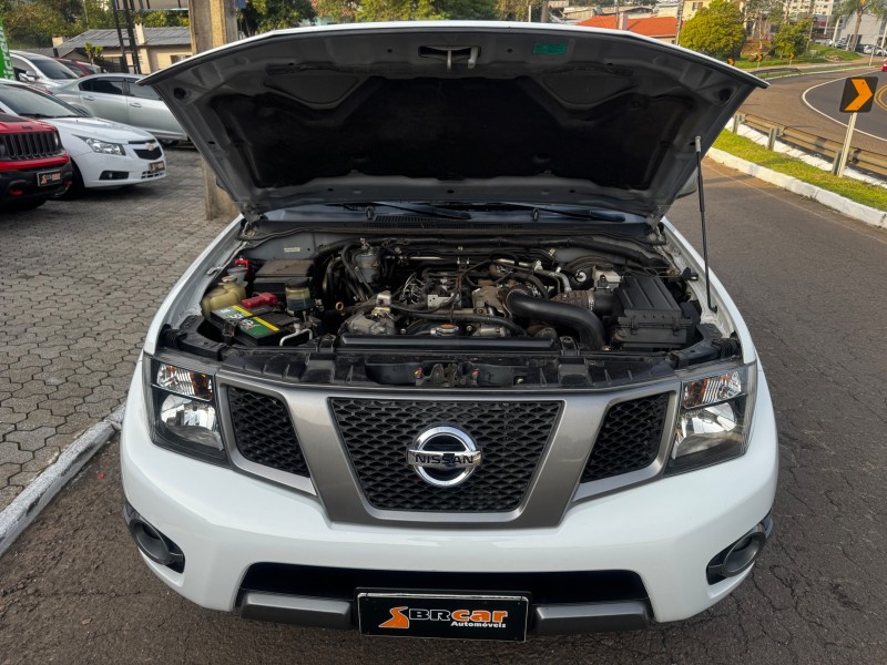 FRONTIER 2.5 SV ATTACK 4X4 CD TURBO ELETRONIC DIESEL 4P MANUAL - 2015 - DOIS IRMãOS