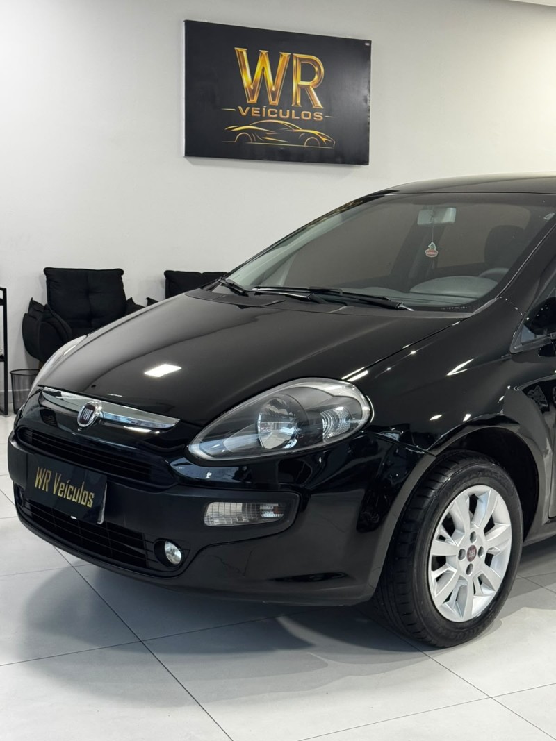 PUNTO 1.4 ATTRACTIVE 8V FLEX 4P MANUAL - 2014 - BENTO GONçALVES